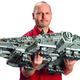 Imagen para el artículo titulado El set de Lego más grande de la historia es una increíble réplica del Halcón Milenario hecha con 7.541 piezas